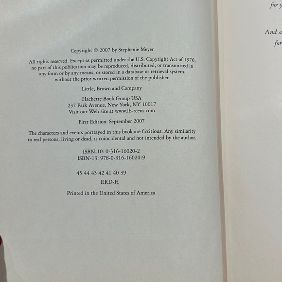 First Edition Eclipse Hardcover Book by Stephenie Meyer. - Picture 6 of 9